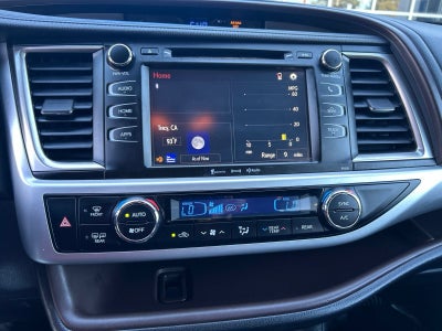 2019 Toyota Highlander LE