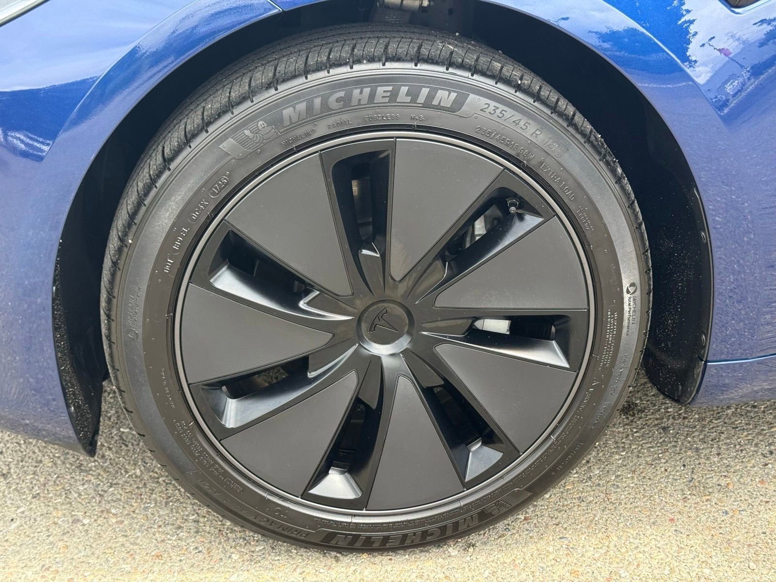 2025 Tesla Model 3 Long Range