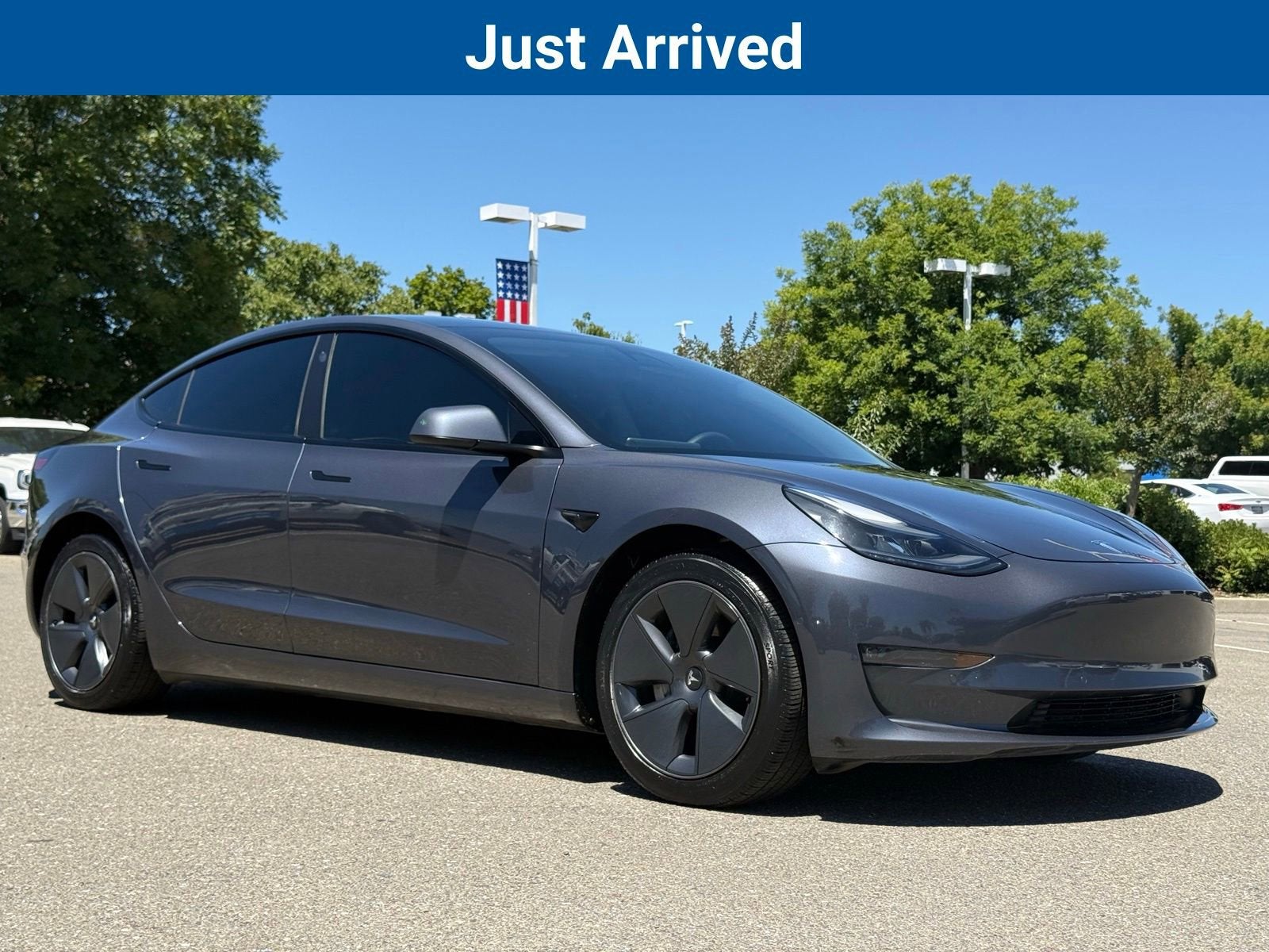 2022 Tesla Model 3 Long Range Dual Motor All-Wheel Drive's photo