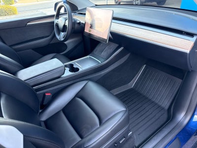 2024 Tesla Model Y Long Range