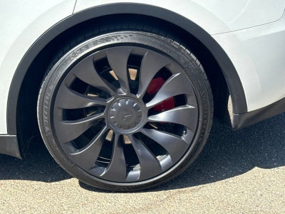 2023 Tesla Model Y Performance