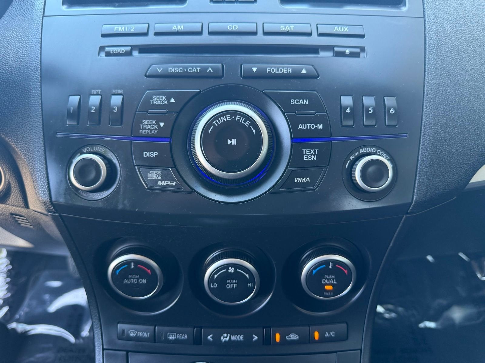 2013 Mazda Mazda3 i Touring