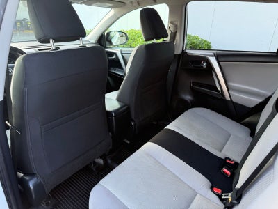 2018 Toyota RAV4 Hybrid LE Plus