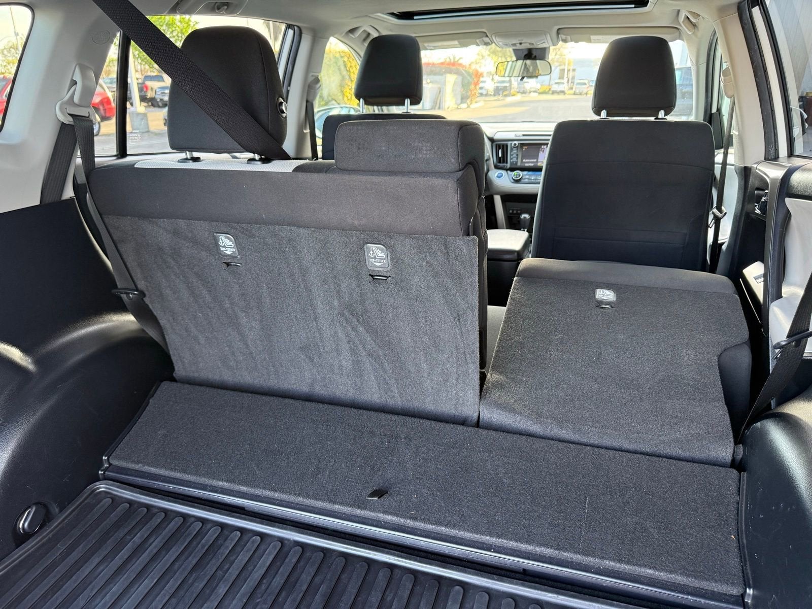 2018 Toyota RAV4 Hybrid LE Plus