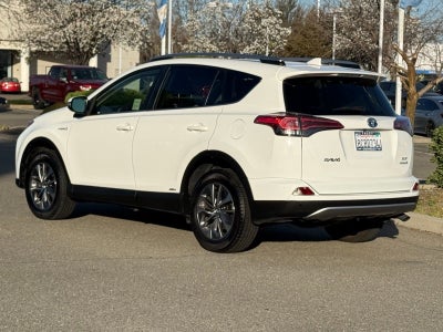 2018 Toyota RAV4 Hybrid LE Plus