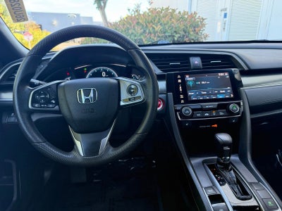 2018 Honda Civic Hatchback EX